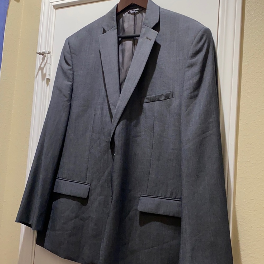 Suit Set (jacket and pants).
